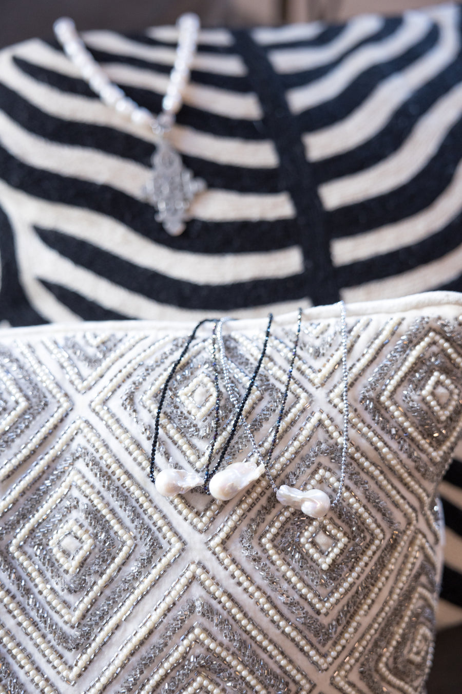 Elephant Mist Lariat